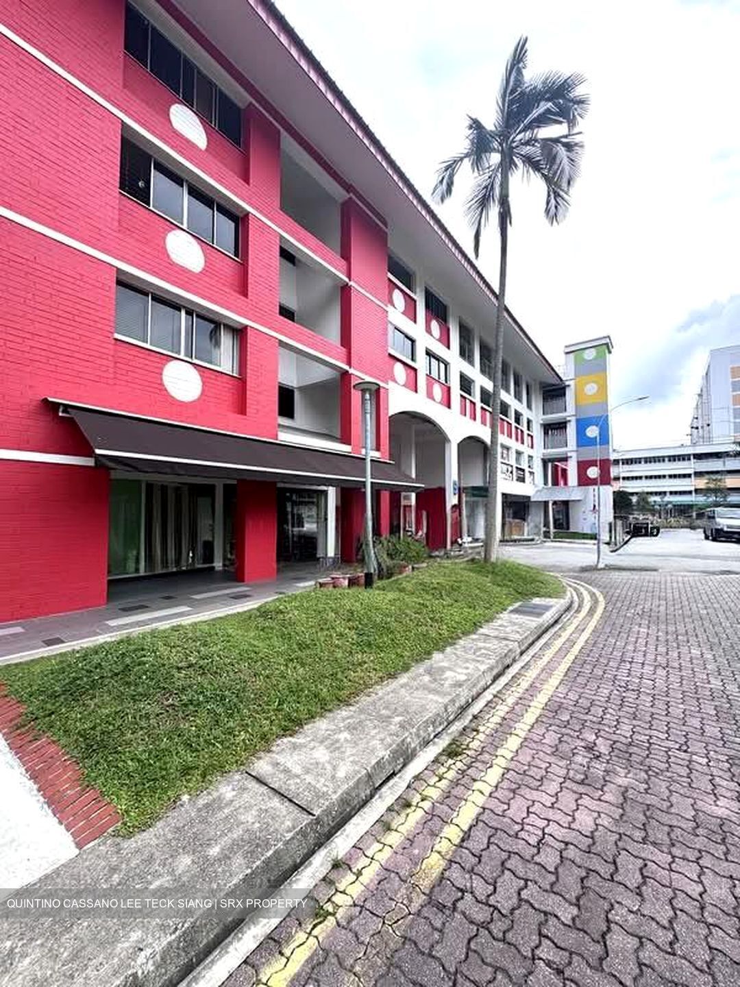 Tampines Street 44 (D18), Shop House #538117961